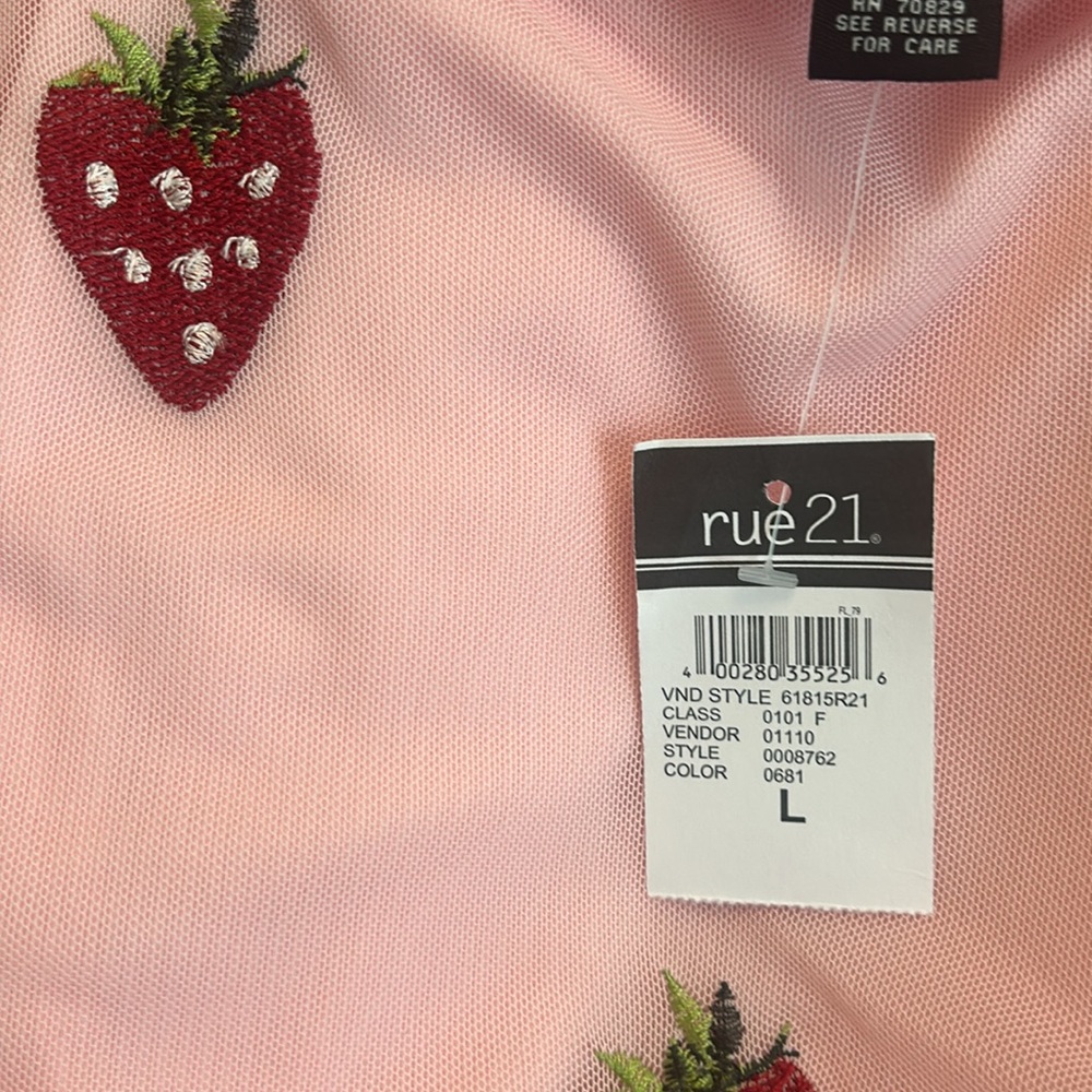 NWT STRAWBERRY DRESS *SIZE LARGE* - Picture 4 of 4